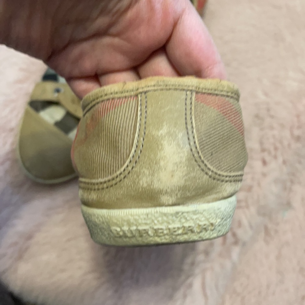 Burberry sneakers - Picture 4 of 9
